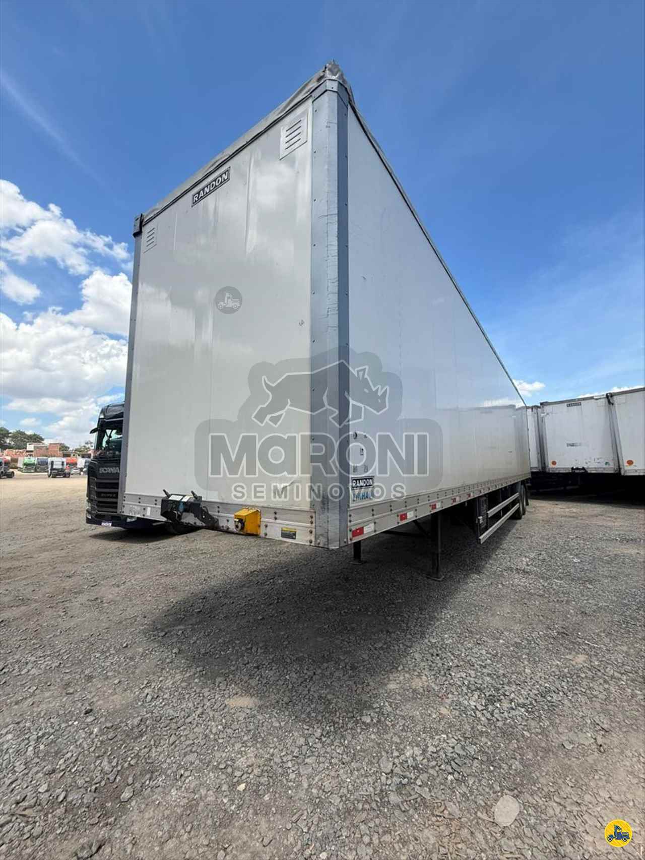 CARRETA SEMI-REBOQUE BAU FURGÃO Maroni SAO PAULO SÃO PAULO SP